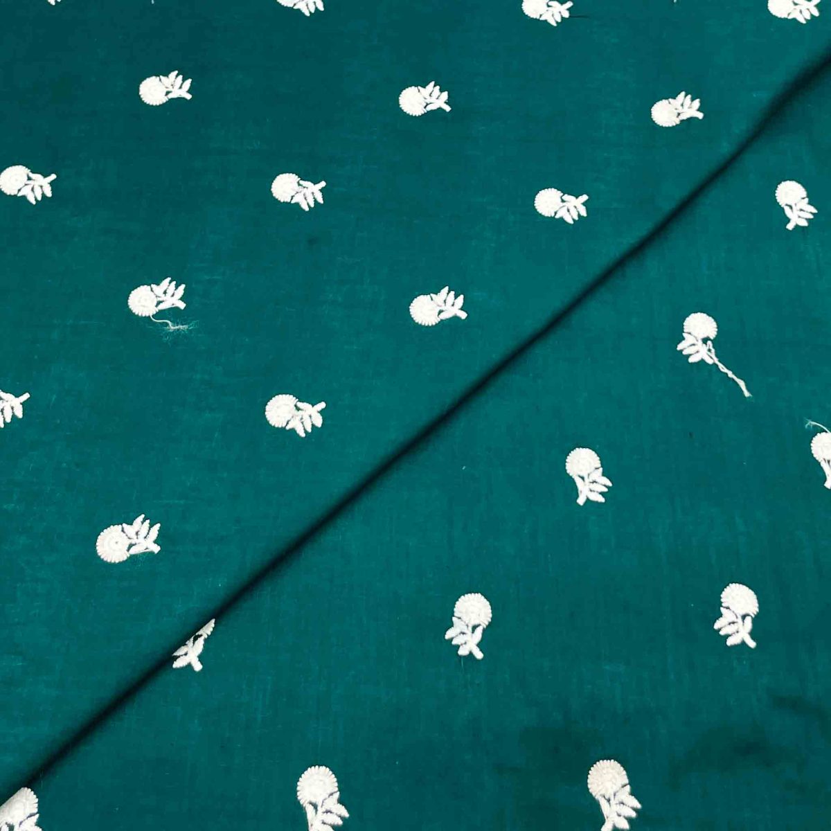Lawn Embroidery D25797 - Image 1
