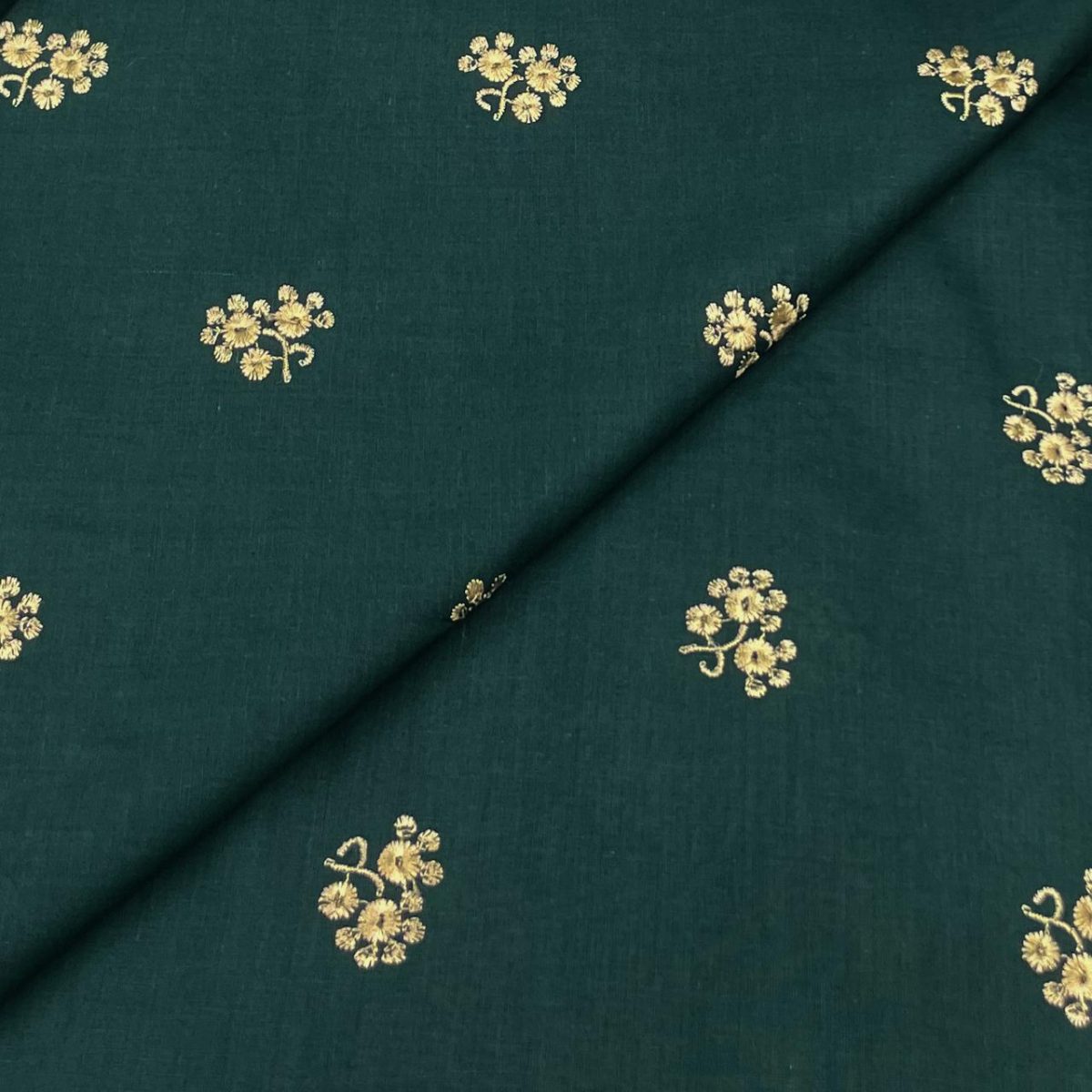 Lawn Embroidery D25906 - Image 1