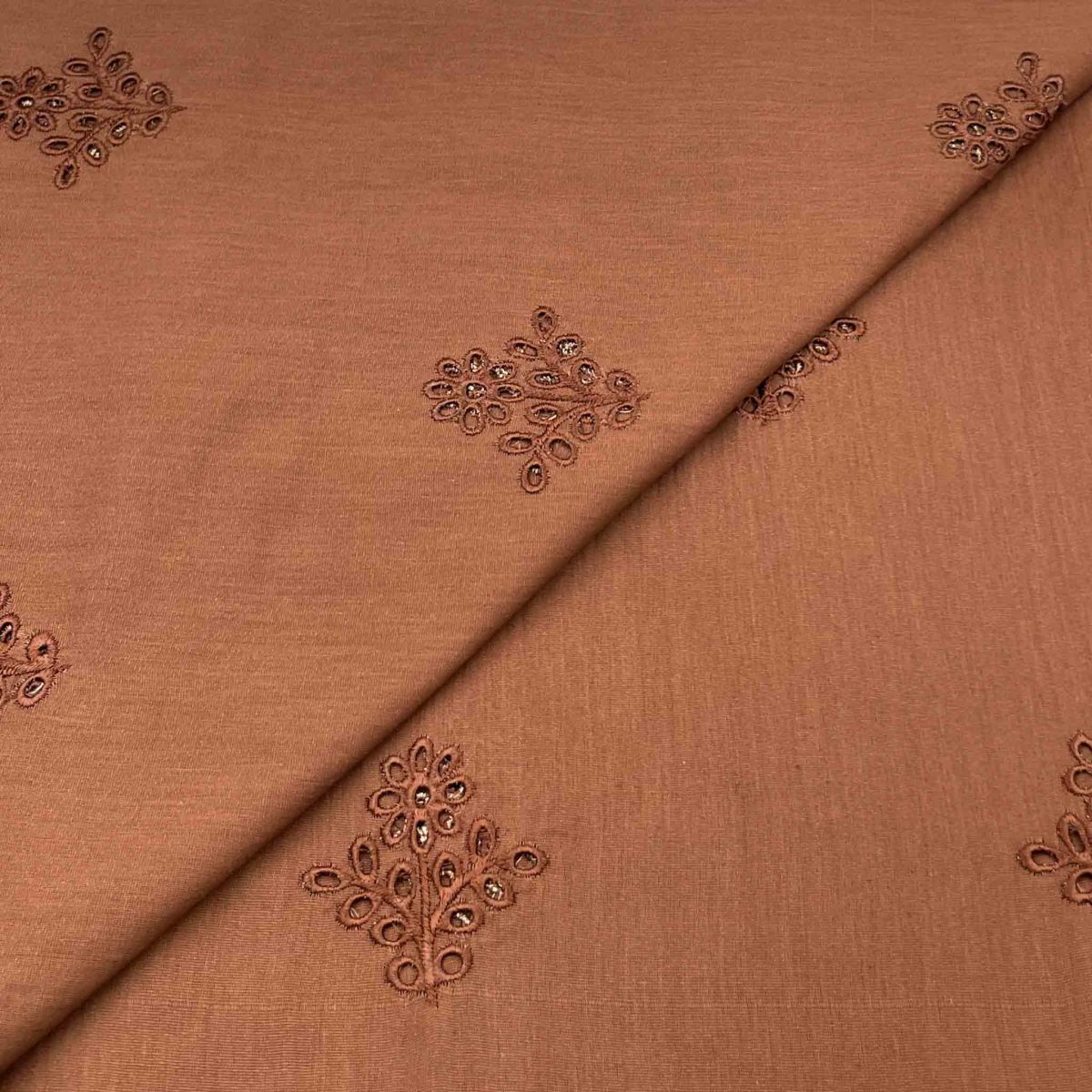 Silk Karandi Boring Embroidery D26D106 - Image 1