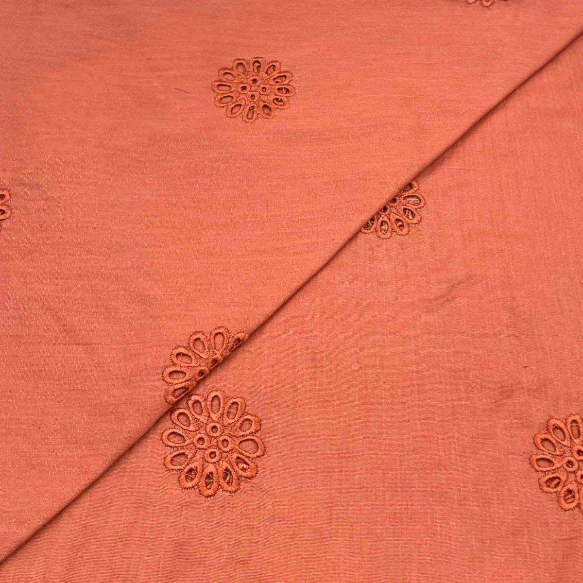 Silk Karandi Boring Embroidery D26D111 - Image 1