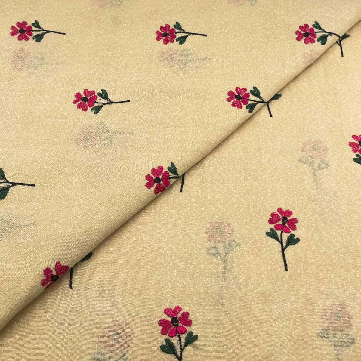 Silk Karandi Embroidery D26D117 - Image 1