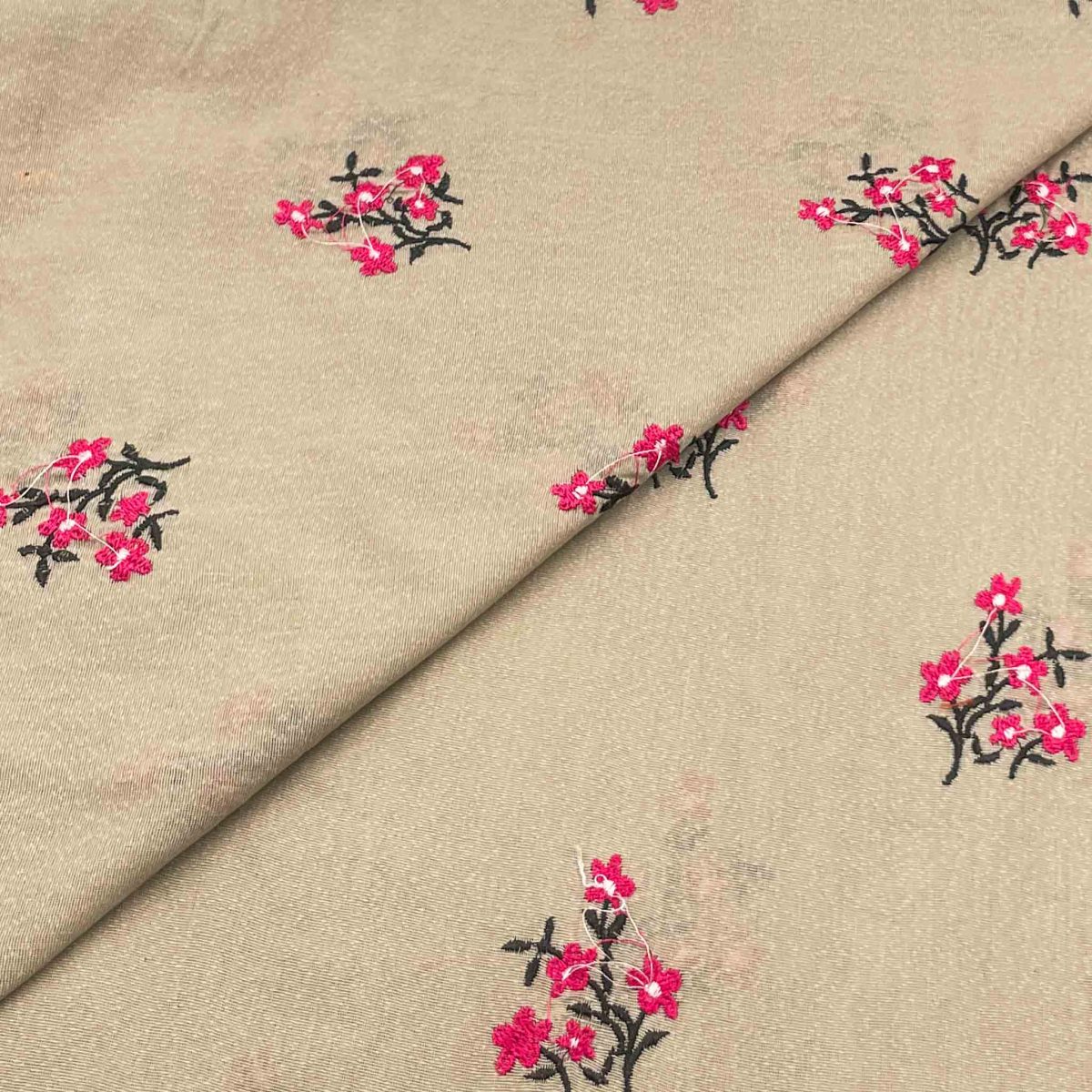 Silk Karandi Embroidery D26D119 - Image 1