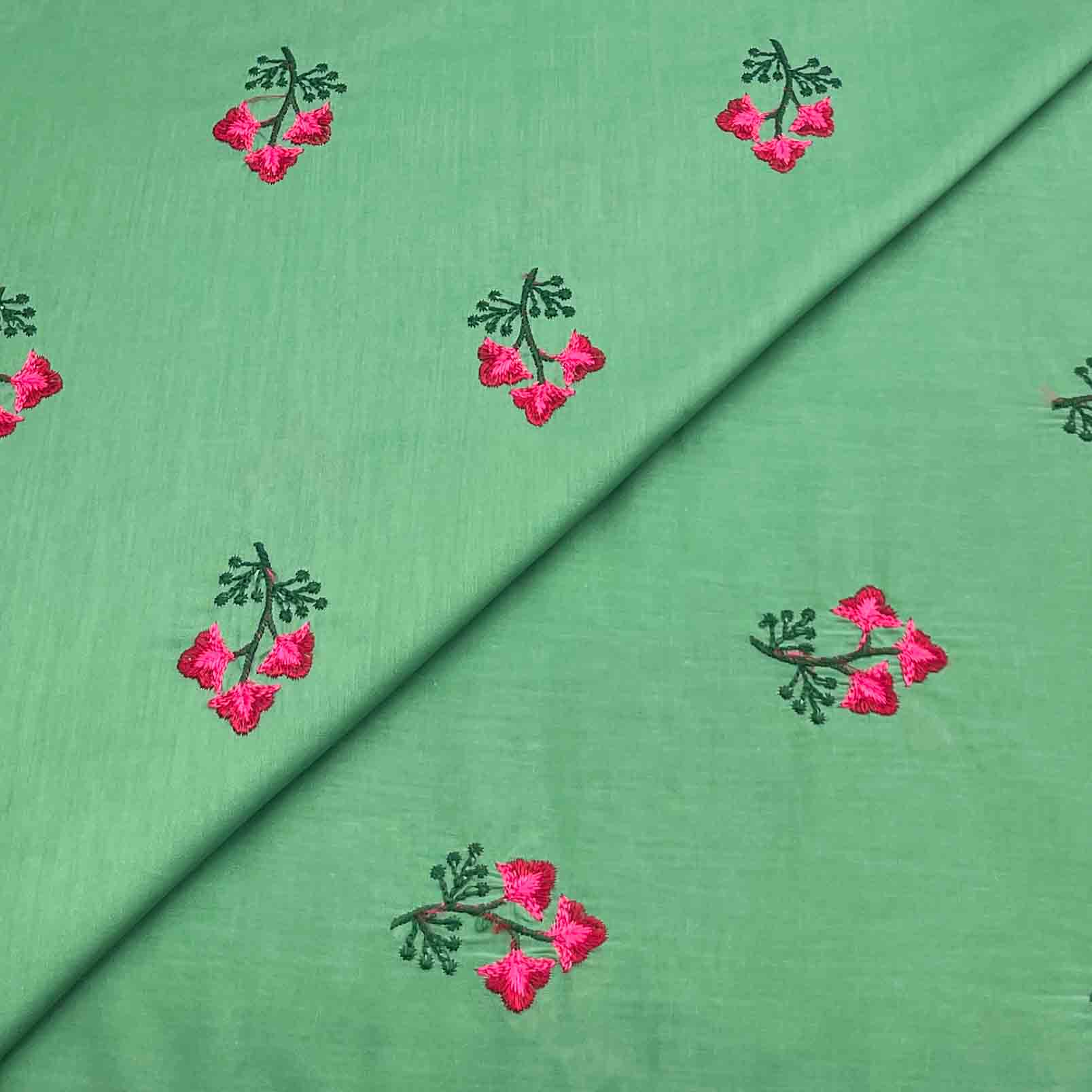 summer batch new-23 Lawn Embroidery Wider D26D235 - Image 1