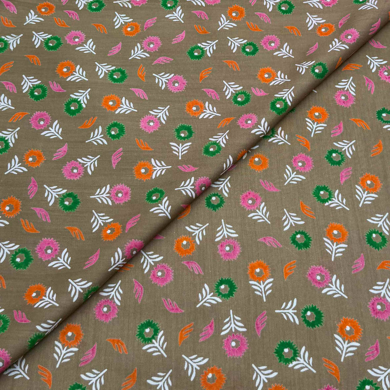 viscose-discharge-d29-poppy-fern-khaki Viscose Discharge Print D26D29 - Khaki Poppy Fern - Image 1