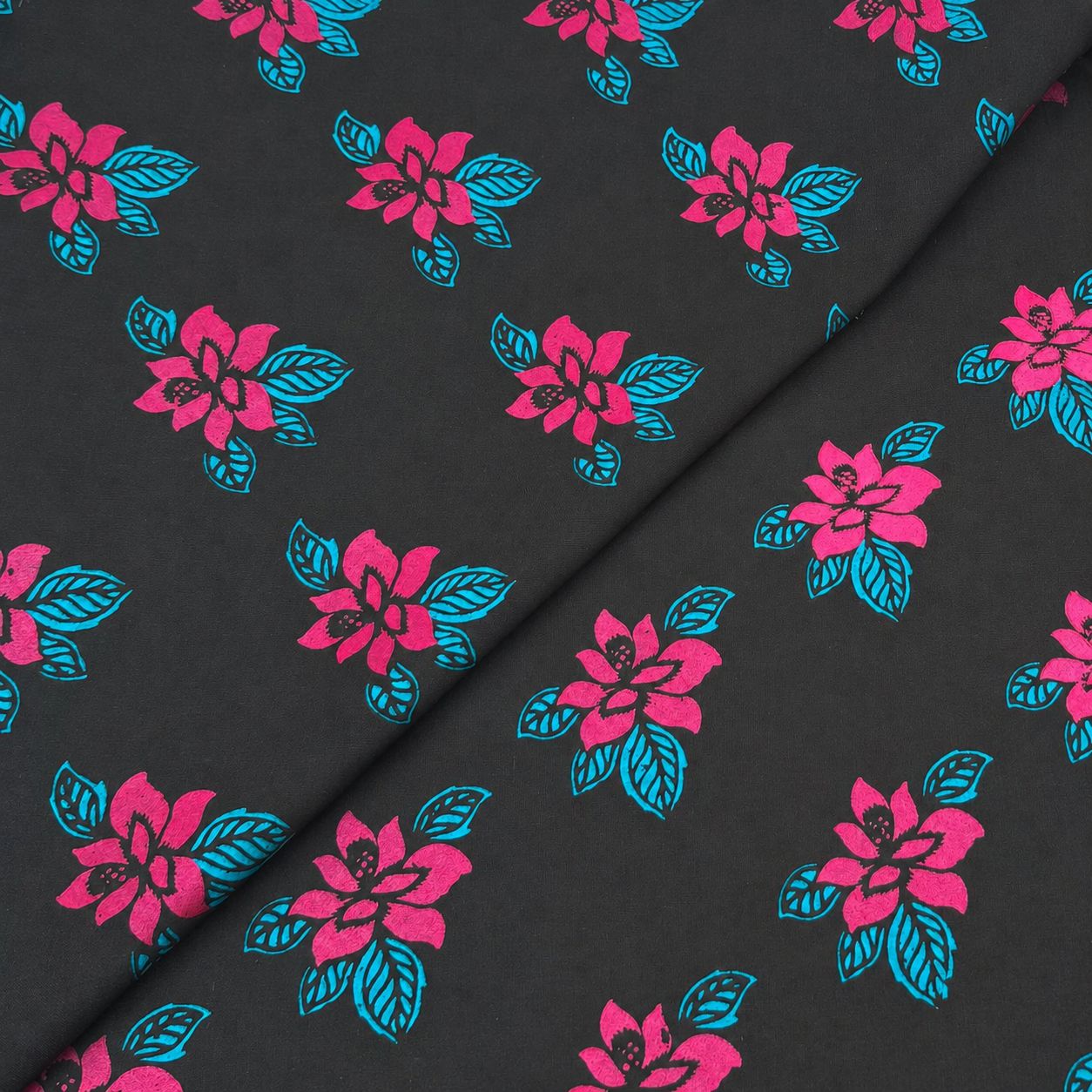 Cambric Prints New16 Cambric Cotton Block Print D26D190 - Image 1