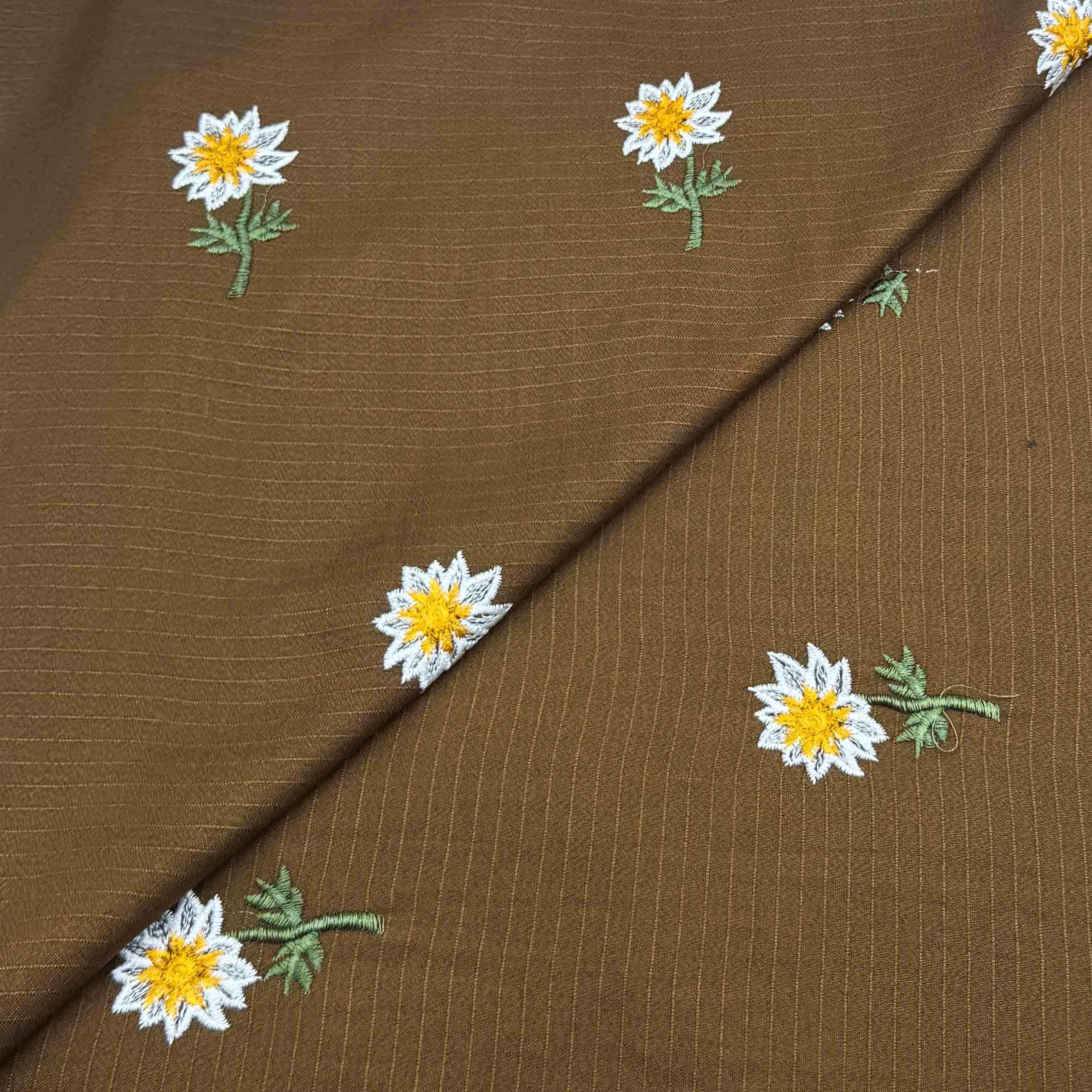 intermix new-43 Slub Linen Embroidery - Image 1
