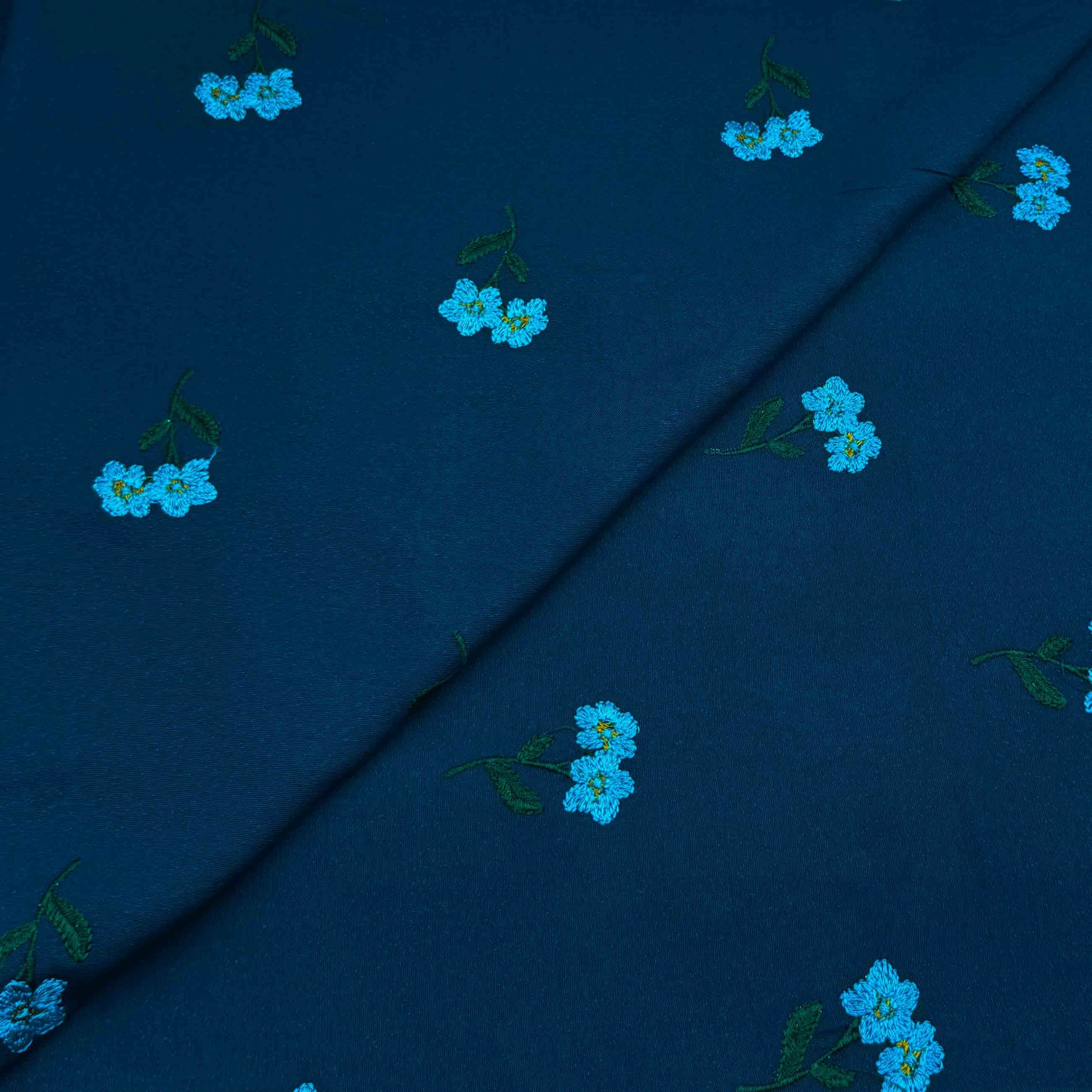 new products emb-26 Silk Karandi Embroidery D25D122 - Image 1